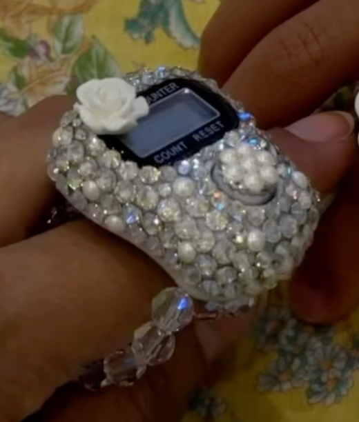 White Tasbih/Tally Counter with Beaded Finger Holder